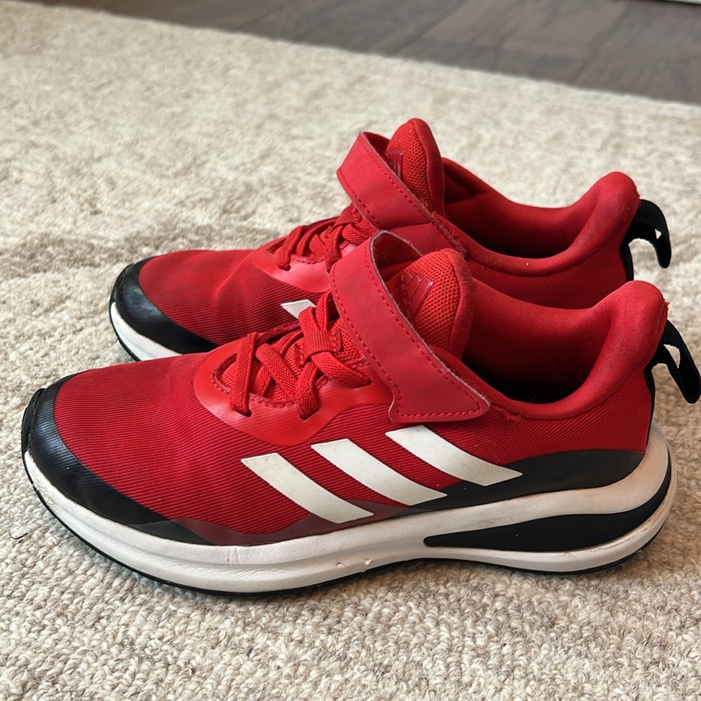 Adidas little boys 1.5 slip on sneaker with Velcro strap - Picture 3 of 5